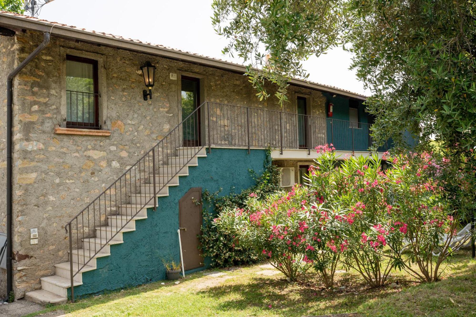 Sivinos Camping Boutique Manerba del Garda Bagian luar foto