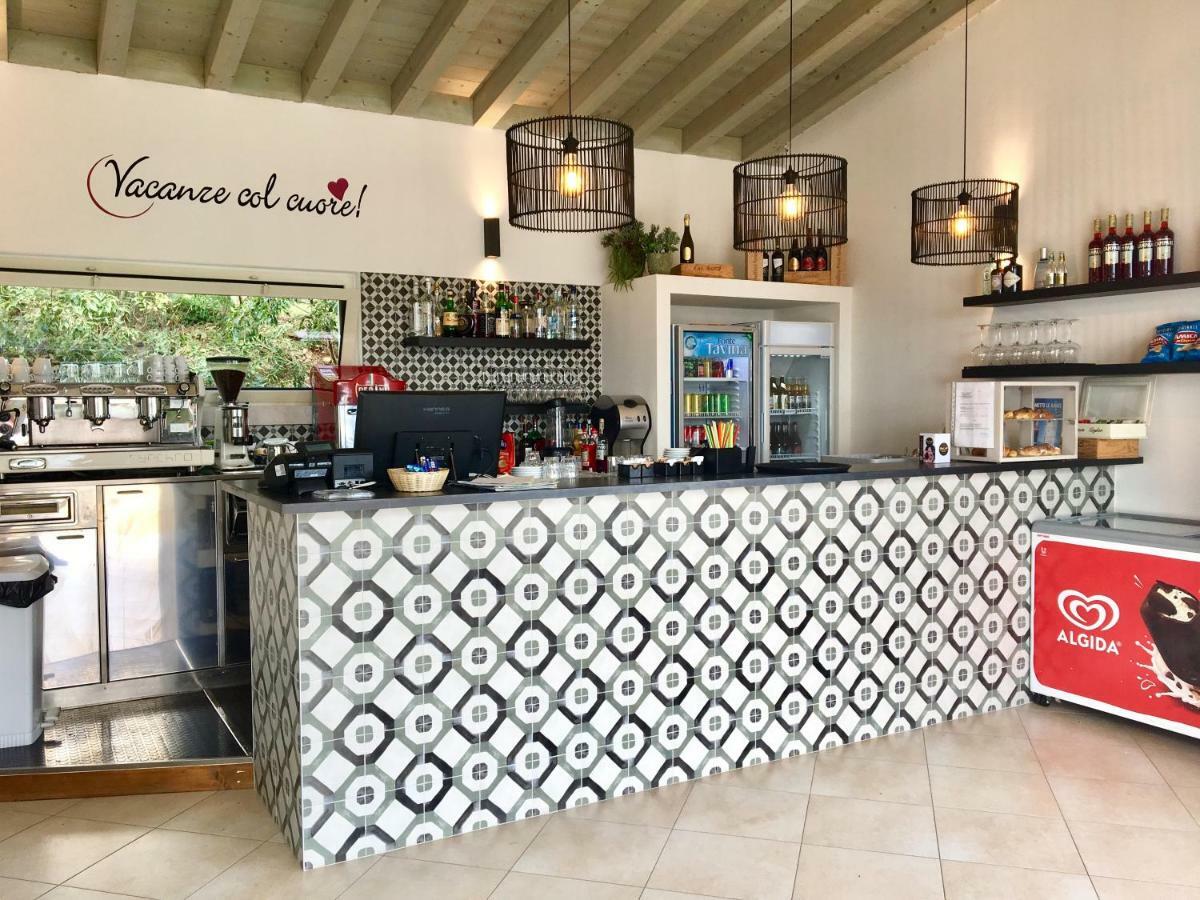 Sivinos Camping Boutique Manerba del Garda Bagian luar foto