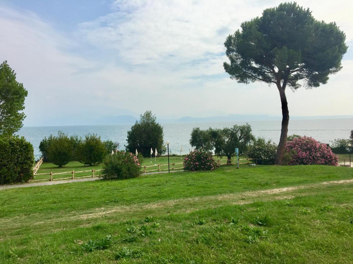 Sivinos Camping Boutique Manerba del Garda Bagian luar foto