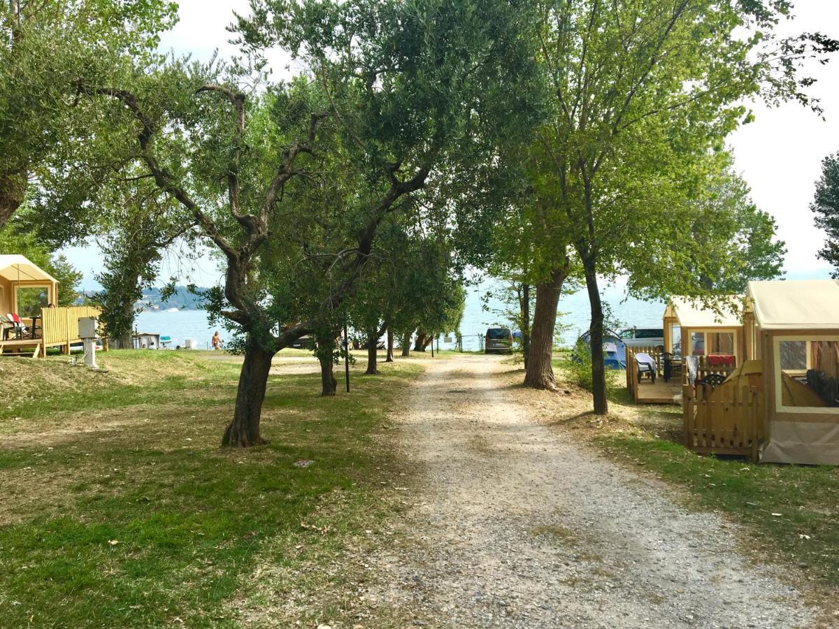 Sivinos Camping Boutique Manerba del Garda Bagian luar foto